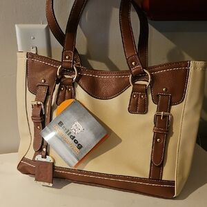 NWT BULLDOG CONCEAL & CARRY TOTE STYLE PURSE